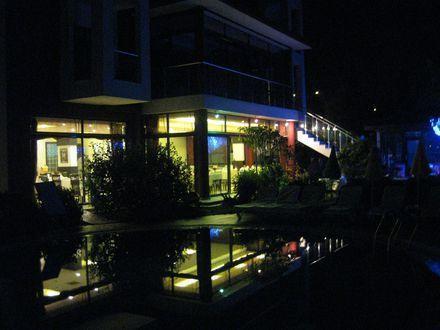 Carna Garden Hotel Side Exteriör bild